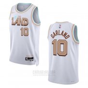 Camiseta Cleveland Cavaliers Darius Garland #10 Ciudad 2022-23 Blanco